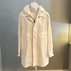 WE-AR4 Amazing Sustainable Cream Long Rain Jacket NWT $540!!